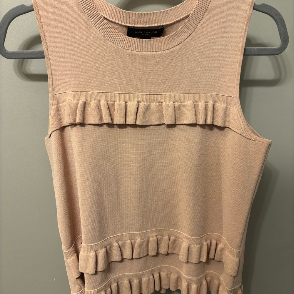 Ann Taylor Tan Ruffled Ribbed Sleeveless Tank Top